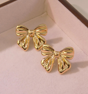 Uplivos™ Anti-Tarnish Earrings – Elegant Shine (No. 1)