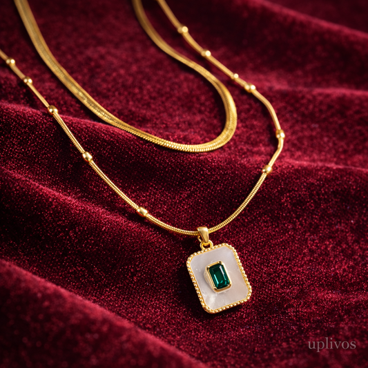 Uplivos Emerald Aura Pendant Necklace