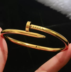 Uplivos™ Anti-Tarnish Bracelet – Premium Daily Wear (No. 2)